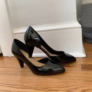 NWOT Chinese Laundry Patent Black Heels